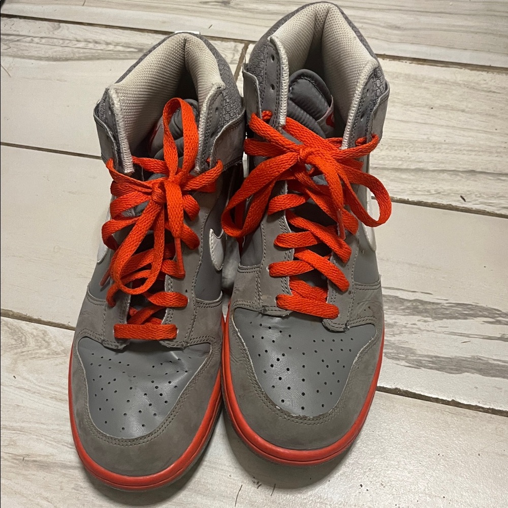 Mens Nike Air Force Gray and Orange High-Top Sneakers Size 8.5